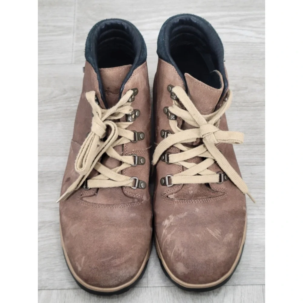Chaco Men's Frontier Waterproof Boots Otter Tan Suede Size 11.5 J106027